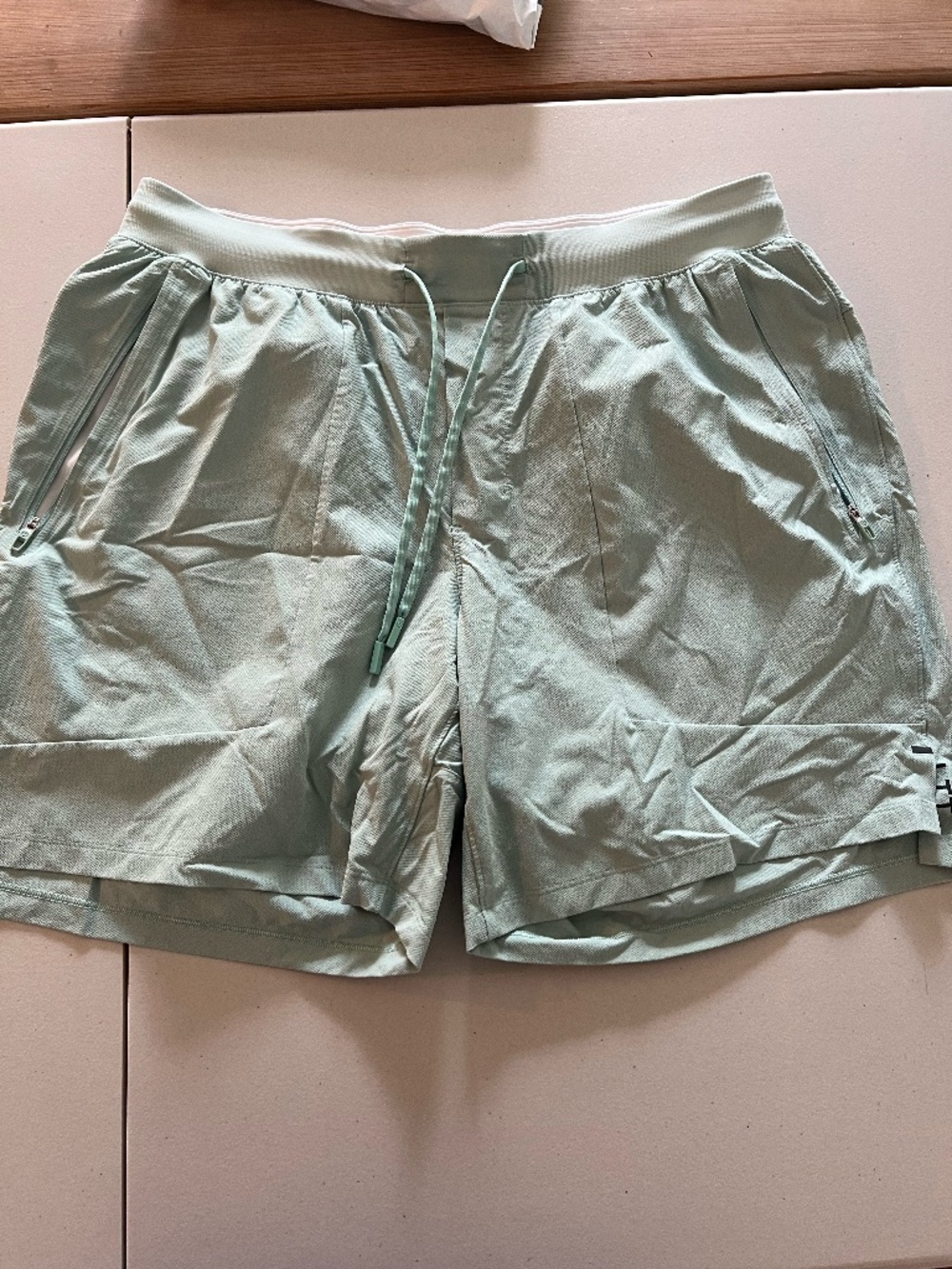 LULULEMON RWLI  Mint Green License To Train Shorts 7" Linerless Men's X-Large